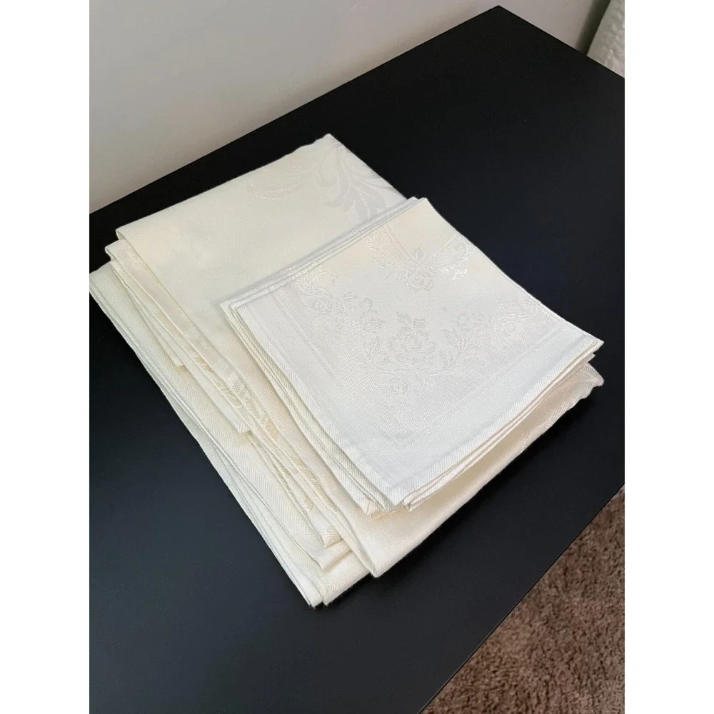 1940's Bardwil Made in Japan Ivory Tablecloth 52